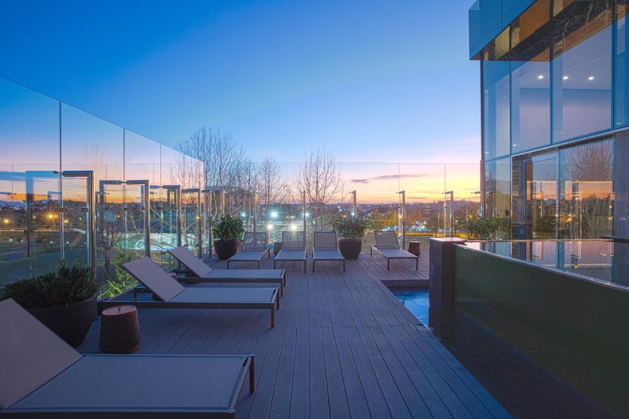 Suryaa Hotel Pinhais, Curio Collection By Hilton Exteriör bild