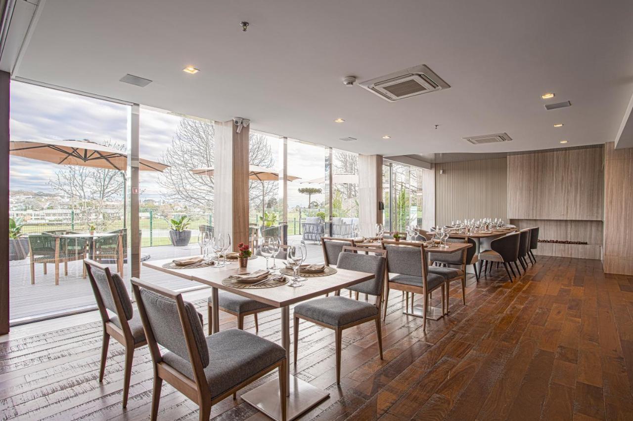 Suryaa Hotel Pinhais, Curio Collection By Hilton Exteriör bild