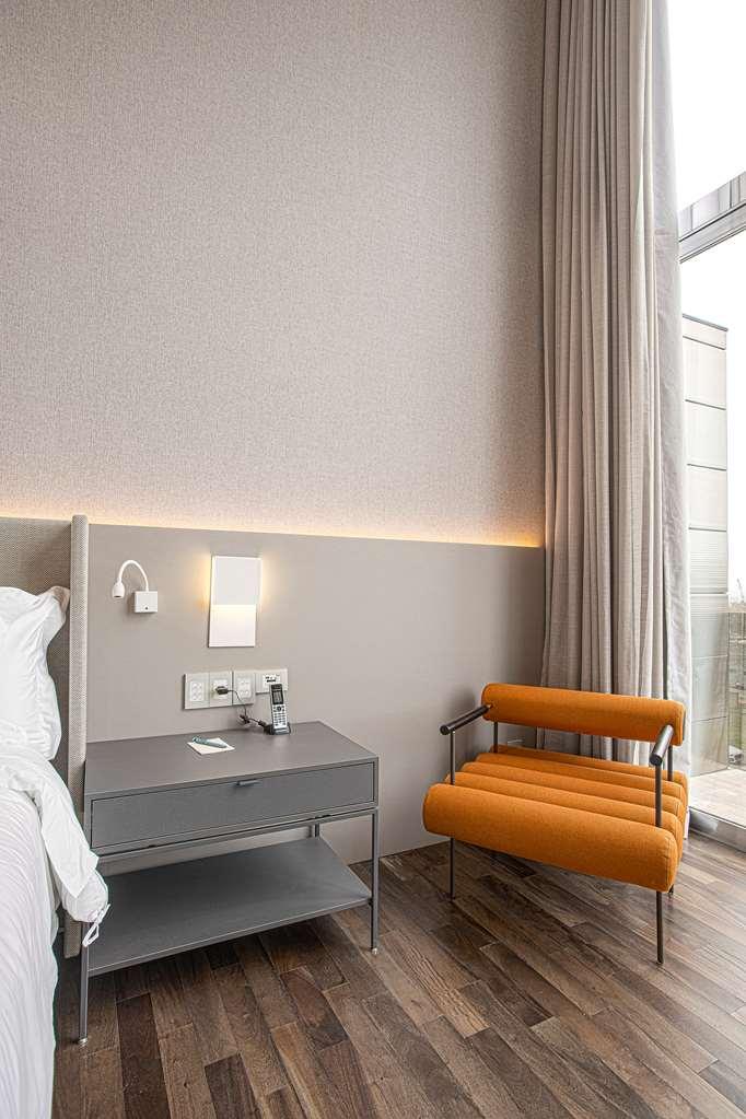 Suryaa Hotel Pinhais, Curio Collection By Hilton Rum bild
